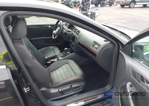 2016 Volkswagen Jetta 2.0T Gli Se/2.0T Gli Sel z USA, uszkodzony, nr VIN 3VW4T7AJ6GM404577